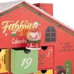 Colourbook - Calendario dell’Avvento 2025, Edizione Fabbrica degli Elfi, 24 Sorprese Esclusive e Utili, Scatola Rigida da Collezione con Cassetti, Idea Regalo Creativa per Natale - immagine 4