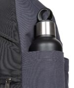 EASTPAK ZAINO POKEMON PATCHES DAY PAK'R 24 LITRI COLORE GRIGIO SCURO CON TOPPE CUCITE EDIZIONE LIMITATA 2025 TASCA LATERALE PORTA BORRACCIA E TASCA SUL RETRO CON CERNIERA - immagine 5