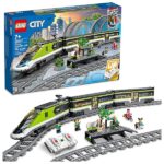 LEGO City Express 60337 - Set di giocattoli da costruzione con treno passeggeri con tecnologia potenziata, per ragazzi, ragazze e bambini dai 764 anni in su (764 pezzi)