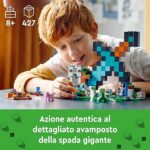 LEGO Minecraft L'Avamposto della Spada Giocattolo da Costruire con Figure di Creeper, Soldato, Guerriero Guardiano e Scheletro, Giochi per Bambini e Bambine da 8 Anni, Idea Regalo di Compleanno 21244 - immagine 4