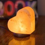 Legami Lampada di Sale, Cromoterapia, Forma Cuore, Effetto Luminoso, Luce Bianco Caldo, Sale Naturale Himalayano, 11 x 12 x 7.5 cm - immagine 6