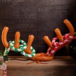 Legami - Lancio degli Anelli Gonfiabile Oh My Deer, Corna da Renna Gonfiabili, 6 anelli gonfiabili, 1 Naso Rosso da Renna, Attività divertente, Diametro 24 cm - immagine 6