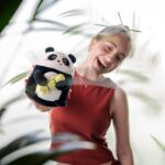 Legami - Peluche Plush Super Soft!, Tema Panda, Formato Mini, con Carta d'Identità personalizzabile, Sta in Piedi da Solo, 14x15x12 cm - immagine 6