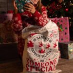 Legami - Sacco per Regali di Babbo Natale, Dimensioni 50 x 70 cm, Con Coulisse, Resistente, Riutilizzabile, Grande Borsa Per Regali di Natale - immagine 8