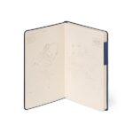 Legami - Taccuino a righe, Medium,192 Pagine, Copertina in morbido PU, in Carta certificata FSC®, Carta avorio 90 g/m², Planner mensile, Rubrica, Segnalibro, 13x21 cm, Colore Galactic Blue - immagine 4