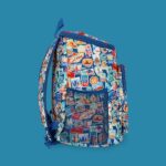 Legami - Zaino Termico Cooler Backpack, Tema Travel Stickers, Resistente, Termoisolante, Antigoccia, Capiente, Scomparto principale, Tasca centrale, 2 Tasche Laterali, 29 x 35 x 21 cm - immagine 5