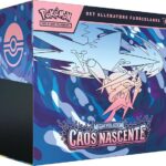 Pokémon: set Allenatore Fuoriclasse dell’espansione Megaevoluzione - Caos Nascente del GCC Pokémon (1 carta promozionale figura intera, 9 buste di espansione e accessori premium), Edizione in Italiano
